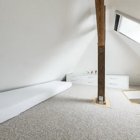 Primeflats - Avoid The Crowd - In - Berliner Vorstadt